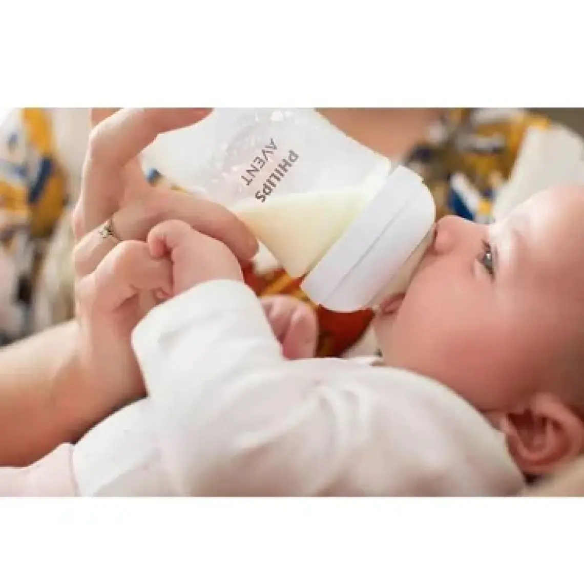 Philips Avent Natural Response PP Biberon 1 Ay+ 260 ml, Tepkili Biberon Emziği SCY903/01