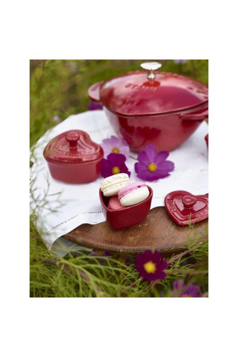 Staub Kalp Döküm Tencere 20 cm