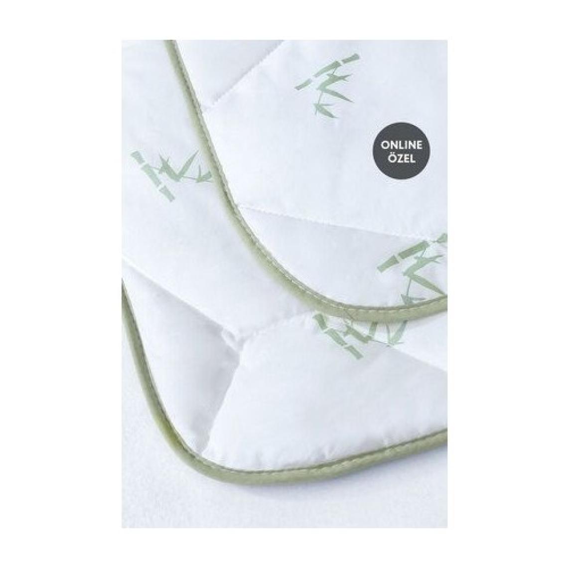 Yataş Bedding BAMBU Yorgan (%20 Bambu) 300 Gr. (Tek Kişilik XL - 175x215 cm)