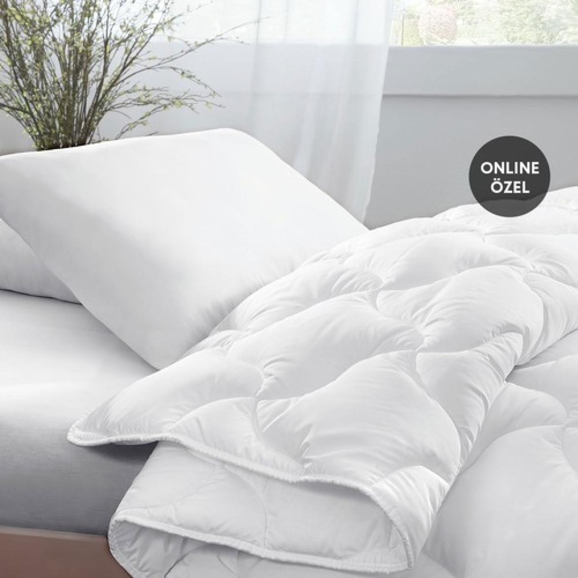Yataş Bedding Çift Kişilik Eco Night Yorgan 300 Gr/m2 (195X215)
