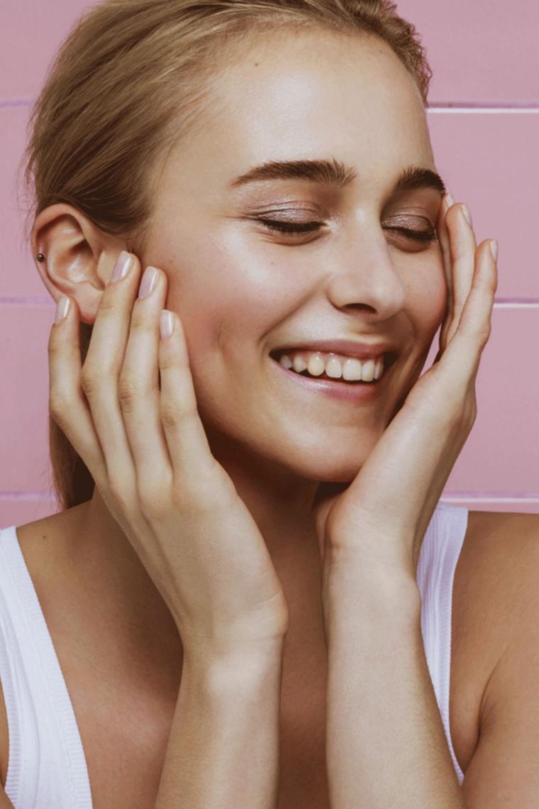 Pürüzsüzleştirici Organik Pirinç Yüz Peelingi 75ml, Ölü Deri Arındırıcı, Nemlendirici, Normal Cilt