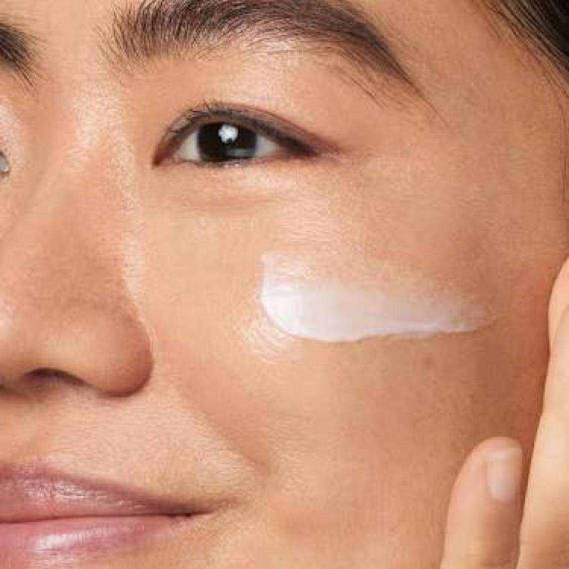 Kiehl's Ultra Facial 24 Saat Nemlendirici Günlük Krem 28 Ml
