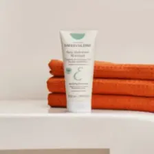 Embryolisse Mattifying Moisturizer Karma ve Yağlı Ciltler İçin Nemlendirici 50 ml