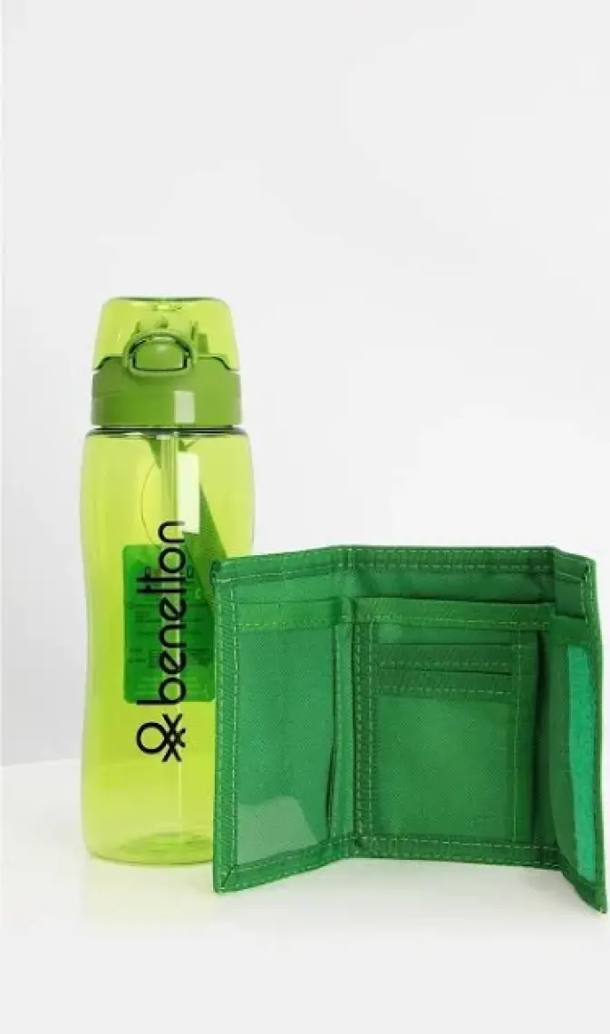 Benetton Yeşil Kilitli Kapak Tritan Matara Suluk 700 ml