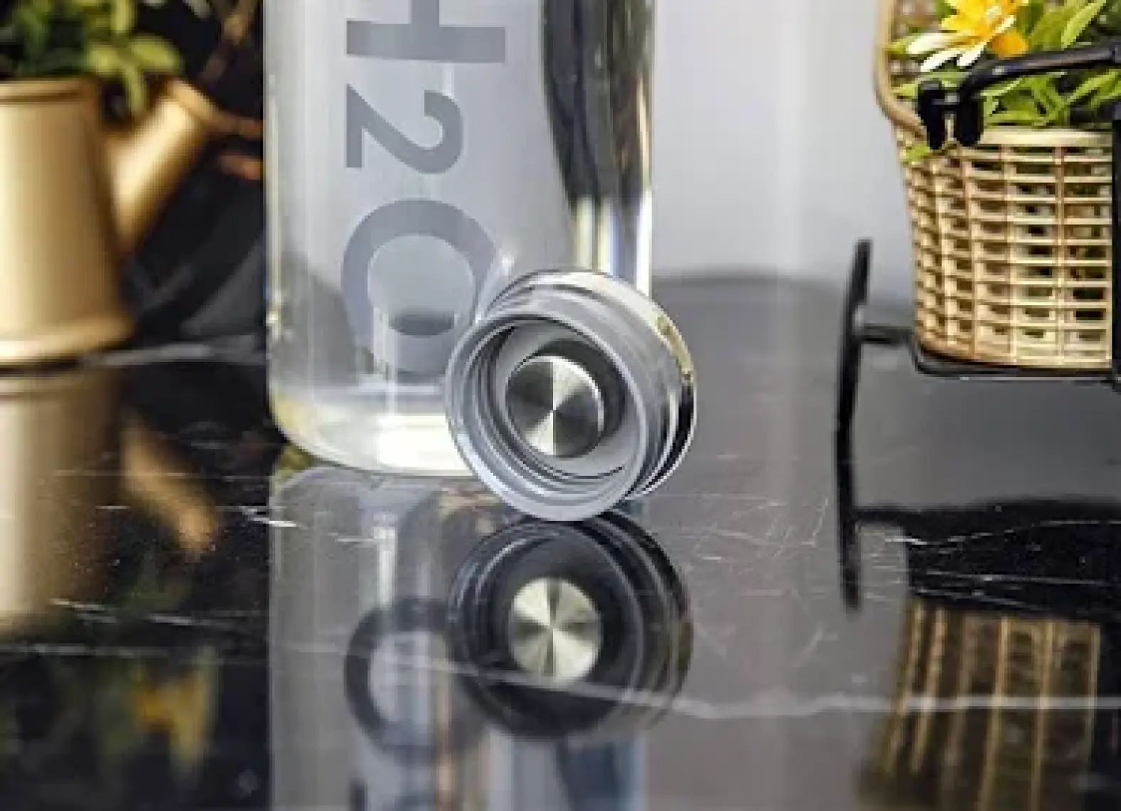 Tohana H2O 1lt Borosilikat Cam Matara Siyah