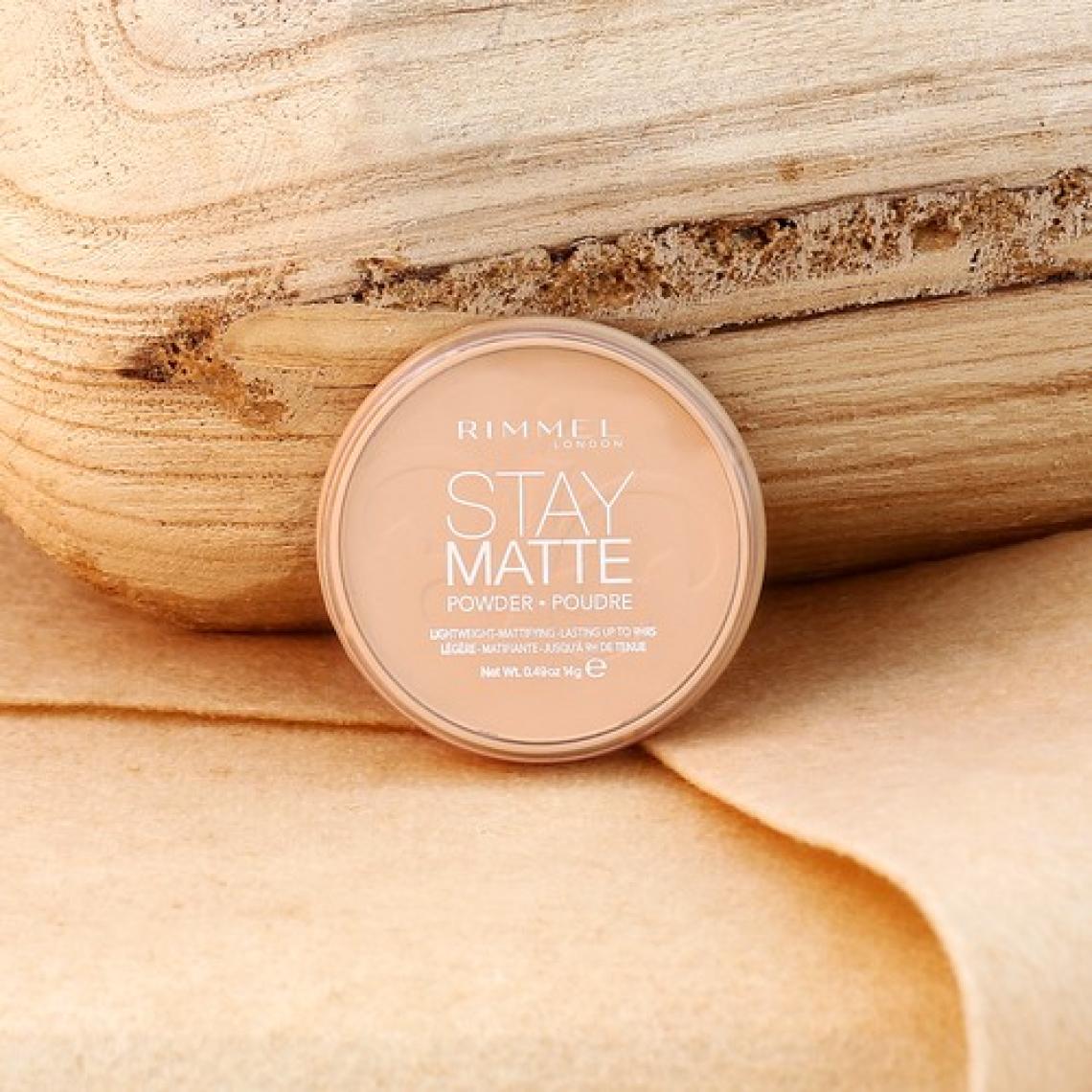 Rimmel London Stay Matte Pressed Pudra Pudra 005 - Silky Beige