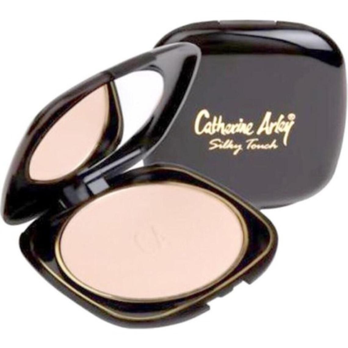 Catherine Arley Silky Touch Kompakt Pudra No:5 - Doğal Bej Renk, Mat Etki, Tüm Cilt Tipleri İçin, 12 g