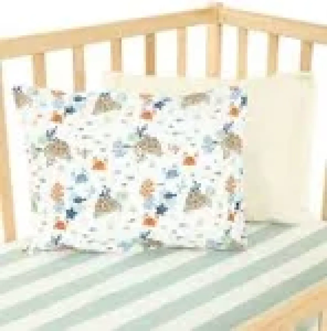 Little Dreams Gök Kuşağı Yastık Kılıfı Kız Bebek