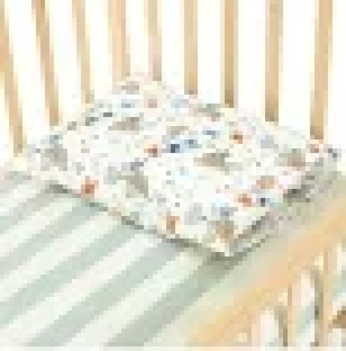 Little Dreams Gök Kuşağı Yastık Kılıfı Kız Bebek