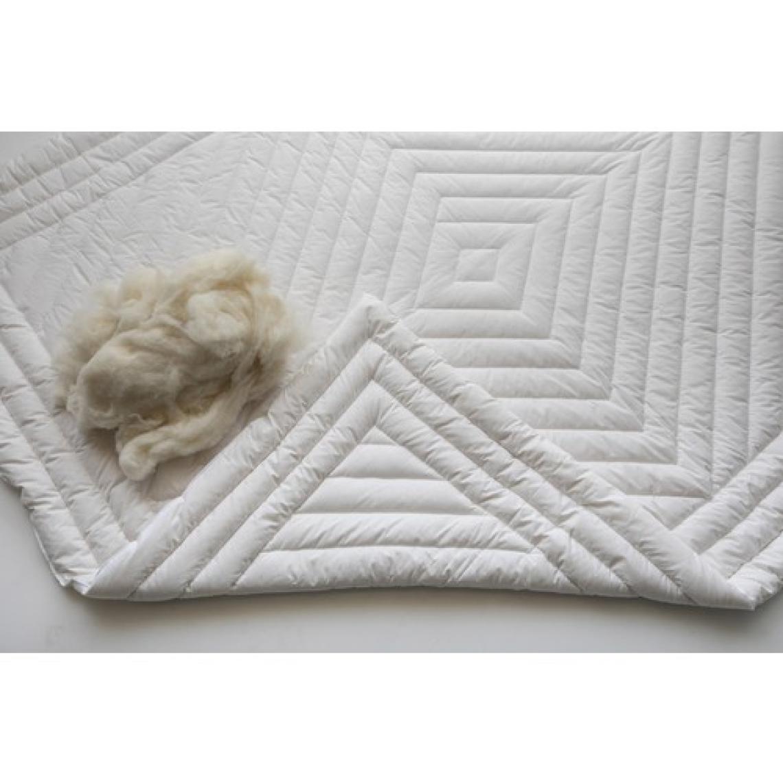 Soft Sleep Doğal Çift Kişilik Yün Yorgan