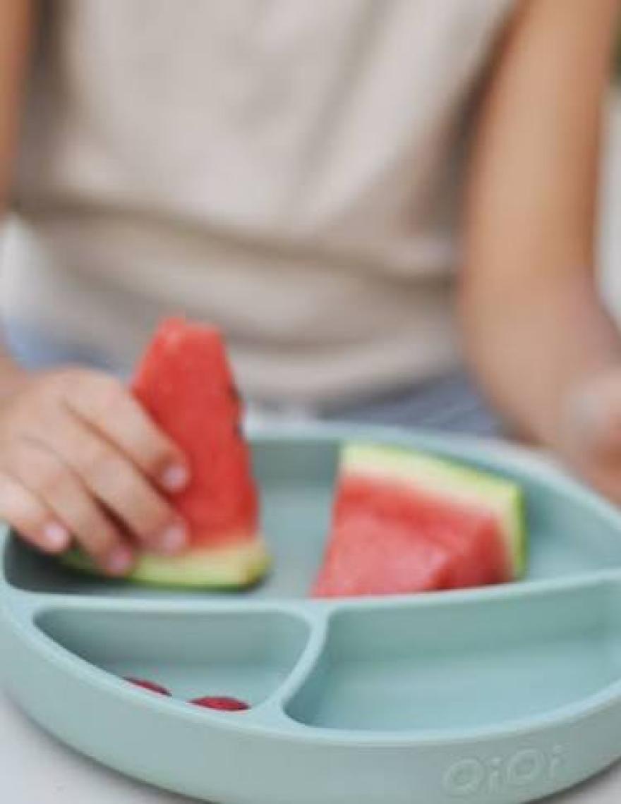 Oioi Vakum Tabanlı Silikon Tabak Sarı