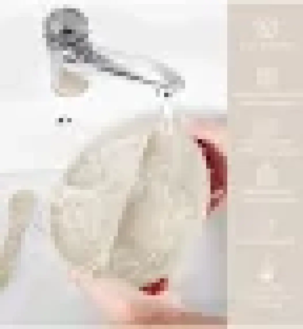 Meleni Baby 3'lü Silikon Beslenme Seti - Silikon Mama Önlüğü Diş Kaşıyıcılı Kaşık Vakum Tabanlı Tabak