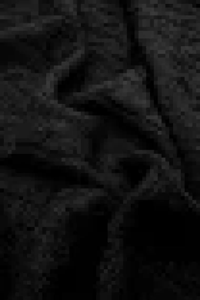 Biocotton Triko Ponponlu Örgü Tv Battaniyesi - Siyah
