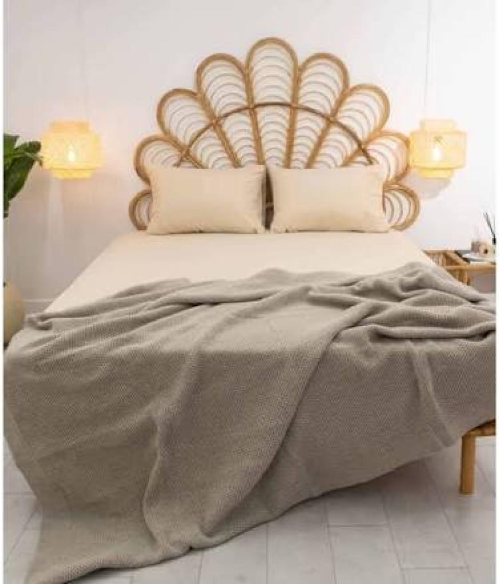 Miel Vizon Kenarı Ponponlu Çift Kişilik Battaniye 200x220 37110