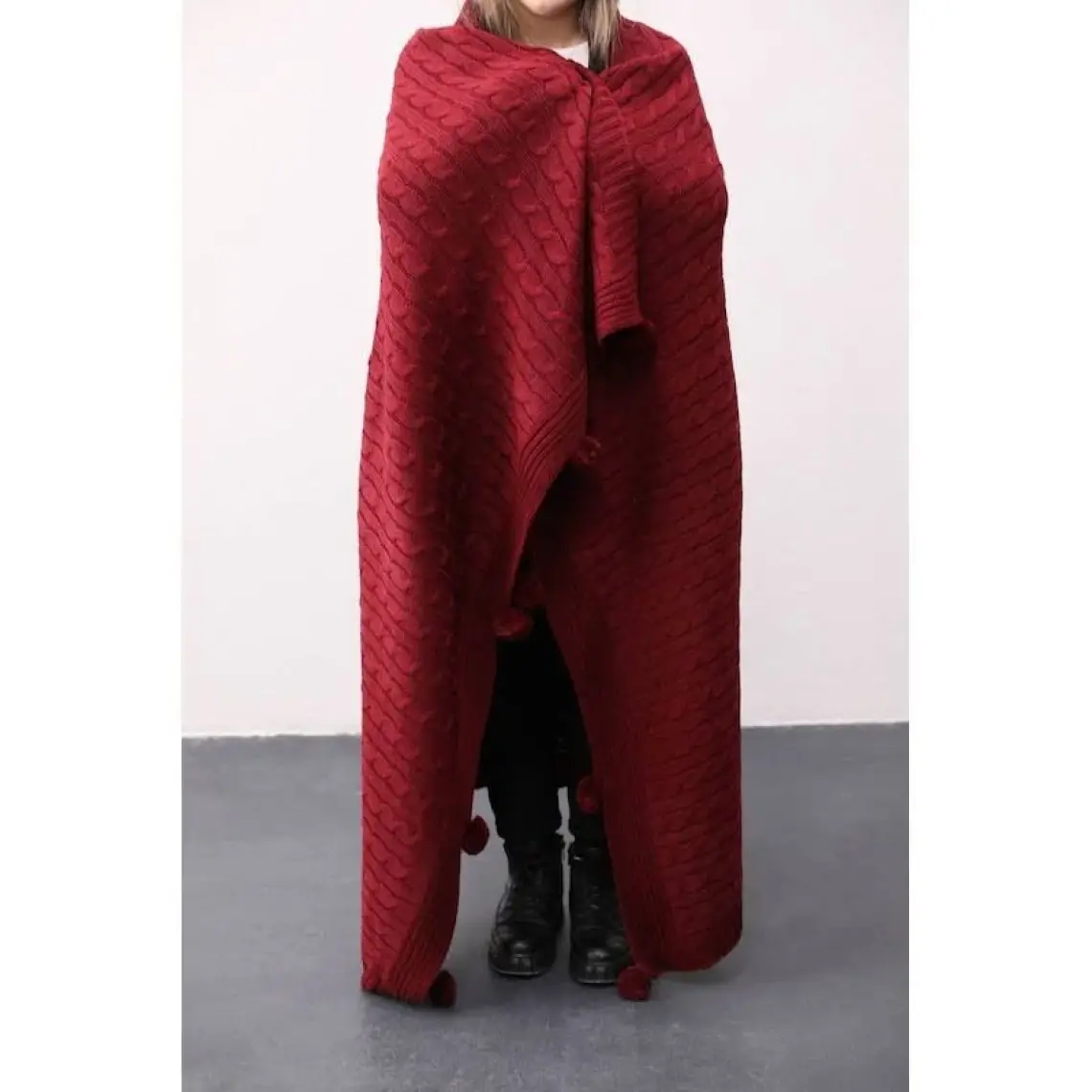 Biocotton Triko Ponponlu Örgü Tv Battaniyesi - Bordo