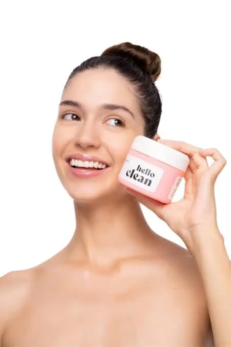 Hello Clean Kuru Ve Hassas Ciltler Için Yağ Bazlı Makyaj Temizleyici