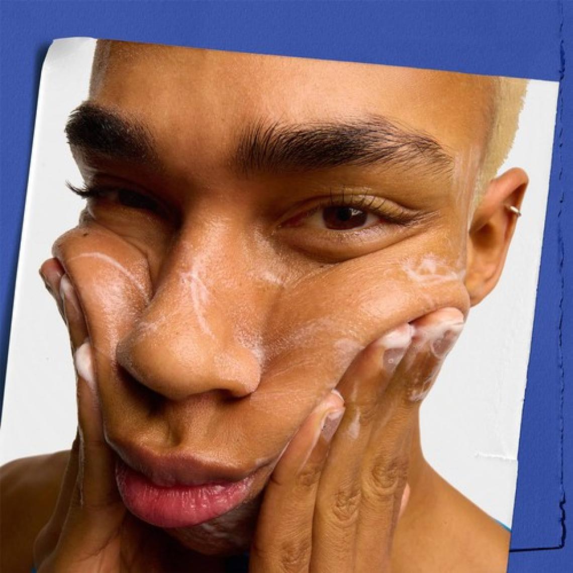 Kiehl's Facial Fuel Erkekler Için Cildi Canlandıran Yüz Temizleme Jeli 75  ml