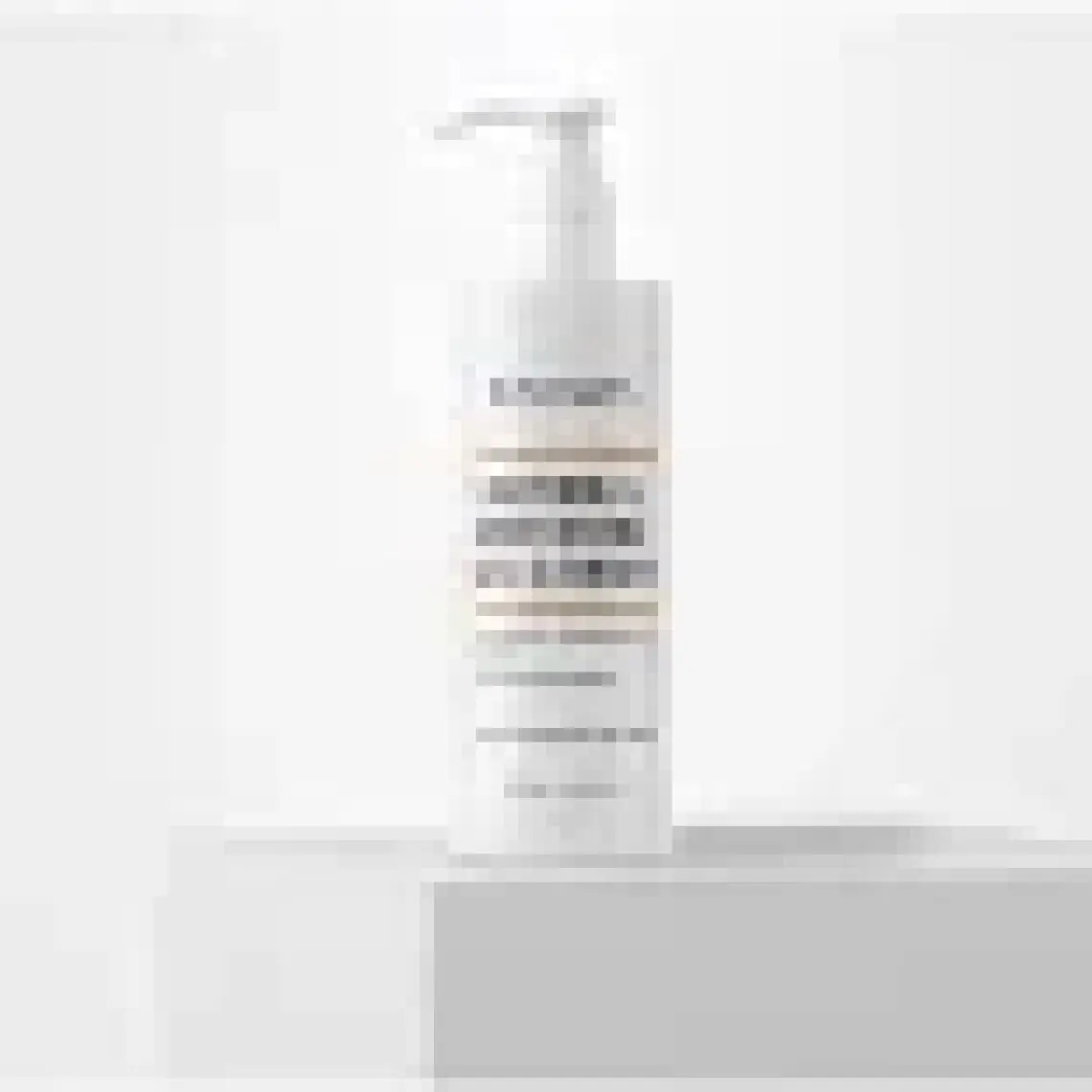 Known Yoğun Nemlendirici Jel Temizleyici 250 Ml (Ascorbic Acid + Hyaluronic Acid + Collagen)