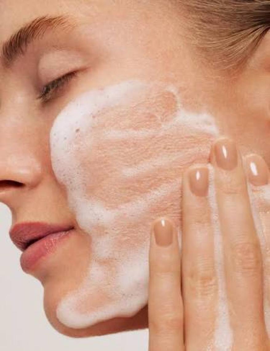SVR Sebiaclear Foaming Gel 400ml - Yağlı ve Hassas Ciltler İçin Temizleme Jeli