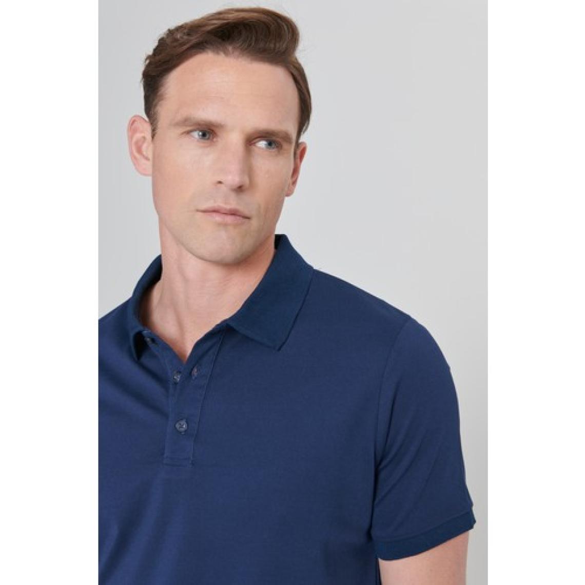 Altınyıldız Classics Erkek Lacivert-Açık Bej Beyaz-Açık Siyah 3'lü Çekmeyen Pamuklu Slim Fit Kıvrılmaz Polo Yaka Tişört