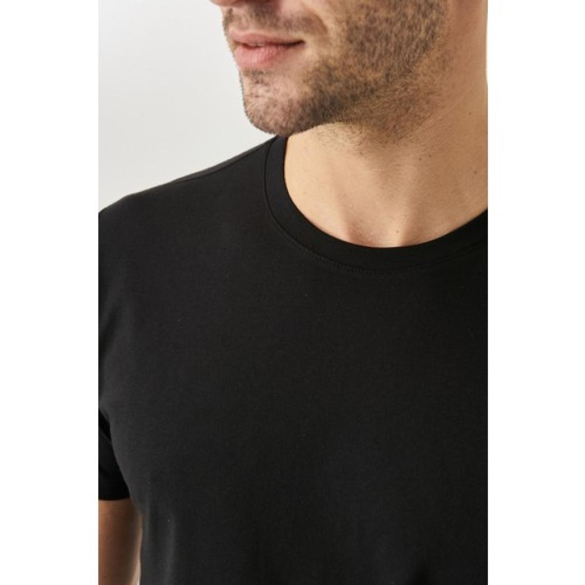 Altınyıldız Classics Erkek Siyah Slim Fit Dar Kesim Bisiklet Yaka %100 Pamuk 2'li Tişört Paketi