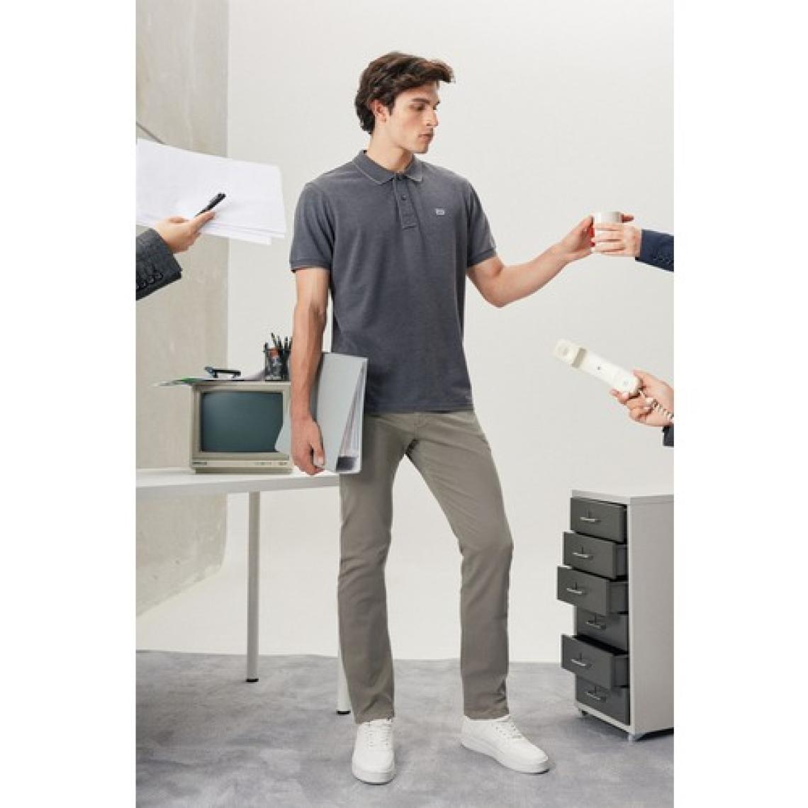 Regular Fit Normal Kesim Polo Yaka Antrasit Tişört
