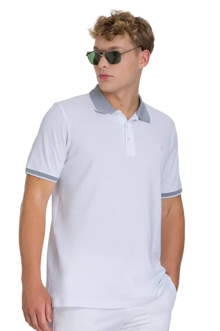 Beyaz Regular Fit 100% Pamuklu Polo Yaka Tişört
