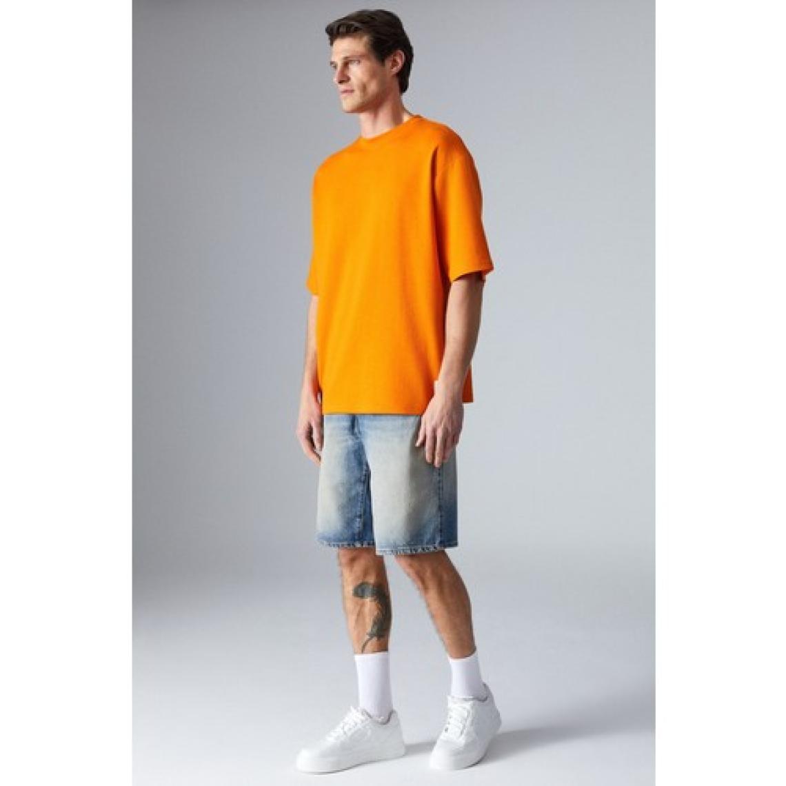 Grimelange Joel Erkek  Pamuklu Kalın Kumaşlı Özel Dokulu Etiket Detaylı Oversize Turuncu T-Shirt