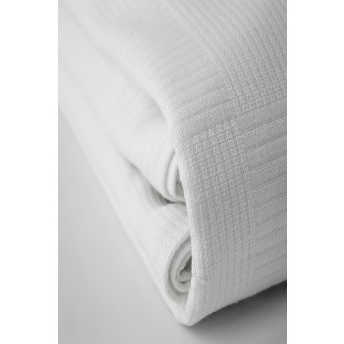 Inter Z Tek Kişilik Beyaz Dama Desenli Pike. Damalı Otel Pikesi 160 x 230