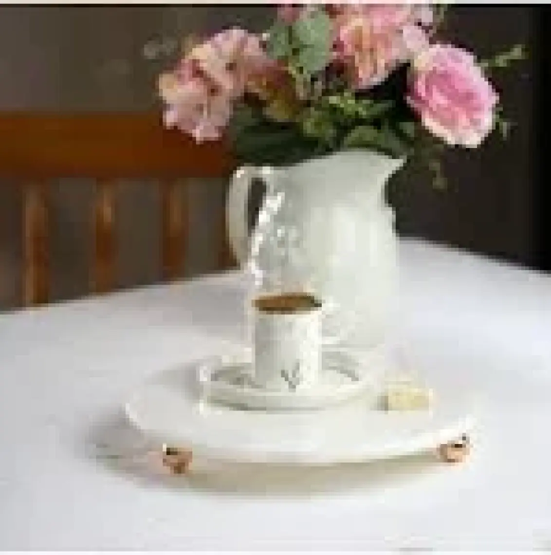Akayev   Mermer 25 cm Rose Gold Boncuk Ayaklı Beyaz Yuvarlak Sunumluk
