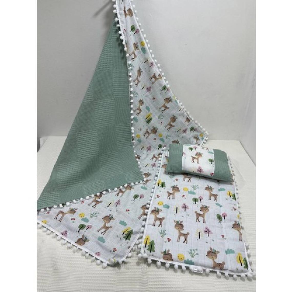Buse Baby Home Yeşil , Müslin ve Ponponlu Alt Açma , Yastık ve Battaniye 3'lü Set