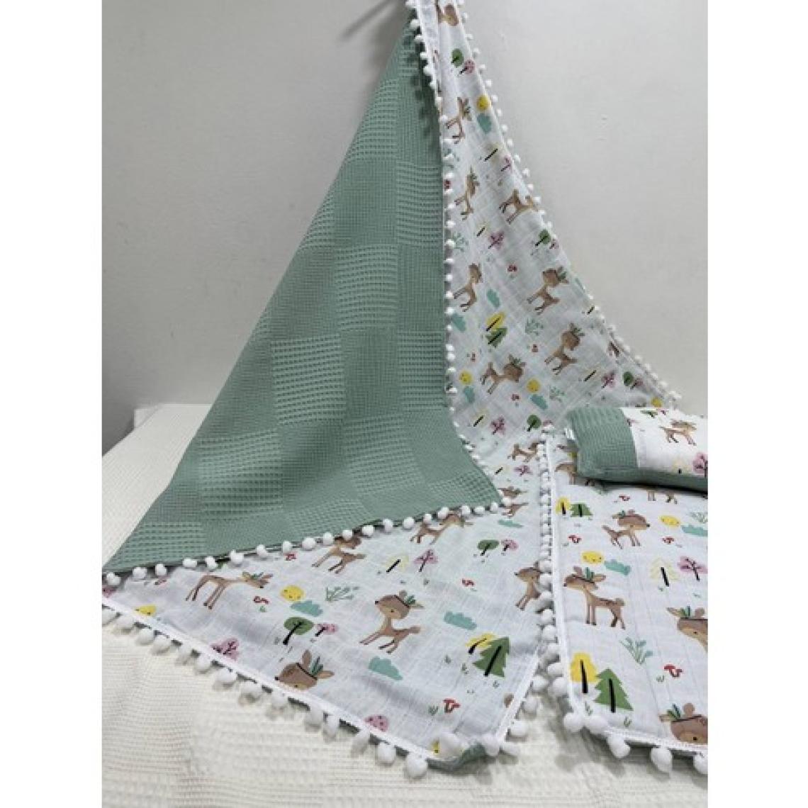 Buse Baby Home Yeşil , Müslin ve Ponponlu Alt Açma , Yastık ve Battaniye 3'lü Set