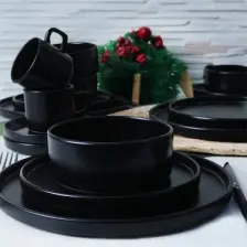 Keramika Mat Siyah Yemek / Kahvaltı Takımı 20 Parça 4 Kişilik
