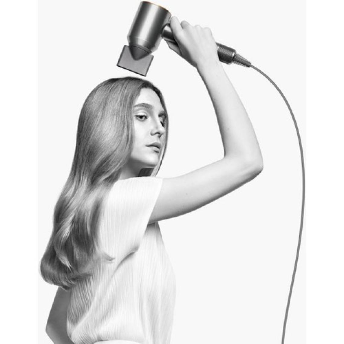 Dyson Supersonic™ Saç Kurutma Makinesi (Vinca mavisi/Rosé)