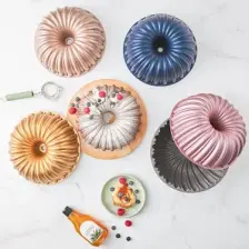 Karaca Cake Pro Dilimli Gold Döküm Kek Kalıbı
