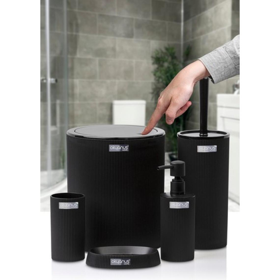 Okyanus Home Mina Siyah Çizgili Yuvarlak Banyo Seti
