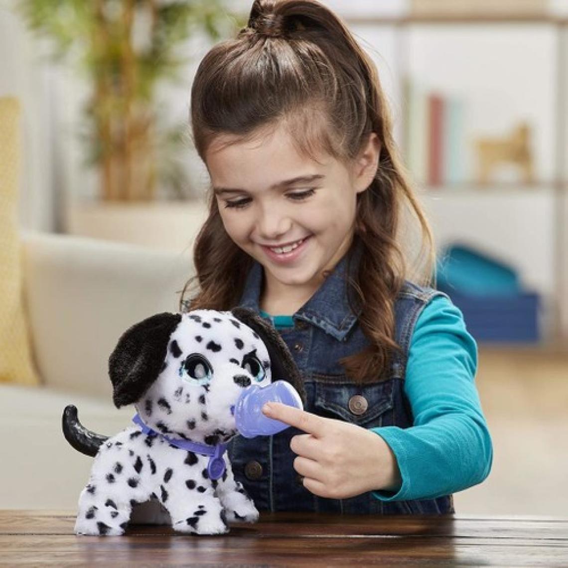 Fur Real   Hasbro  Peelots Yürüyen Çiş Yapan Dostlarım E8948 E8931