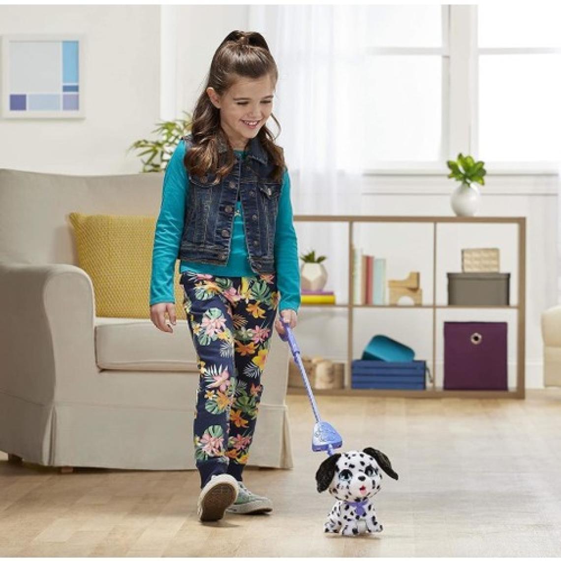Fur Real   Hasbro  Peelots Yürüyen Çiş Yapan Dostlarım E8948 E8931