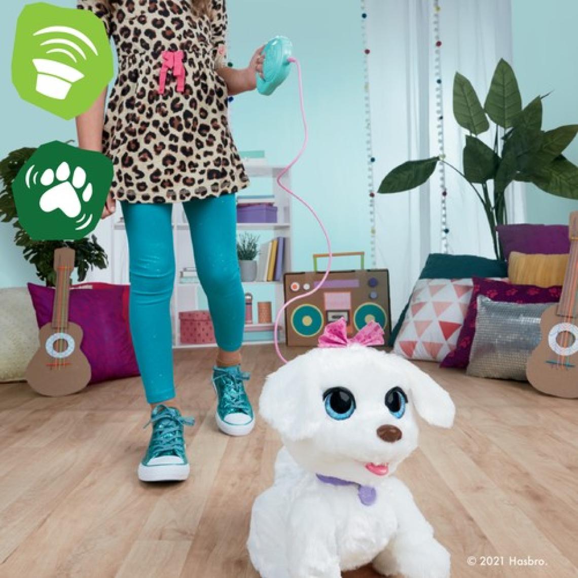 Fur Real  Dans Eden Köpeğim GoGo