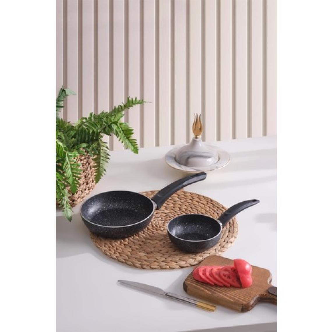 MaisonArt 12 cm Sos Tavası ve 20 cm Tava Omlet Tavası Seti Granit Tava Yanmaz Yapışmaz