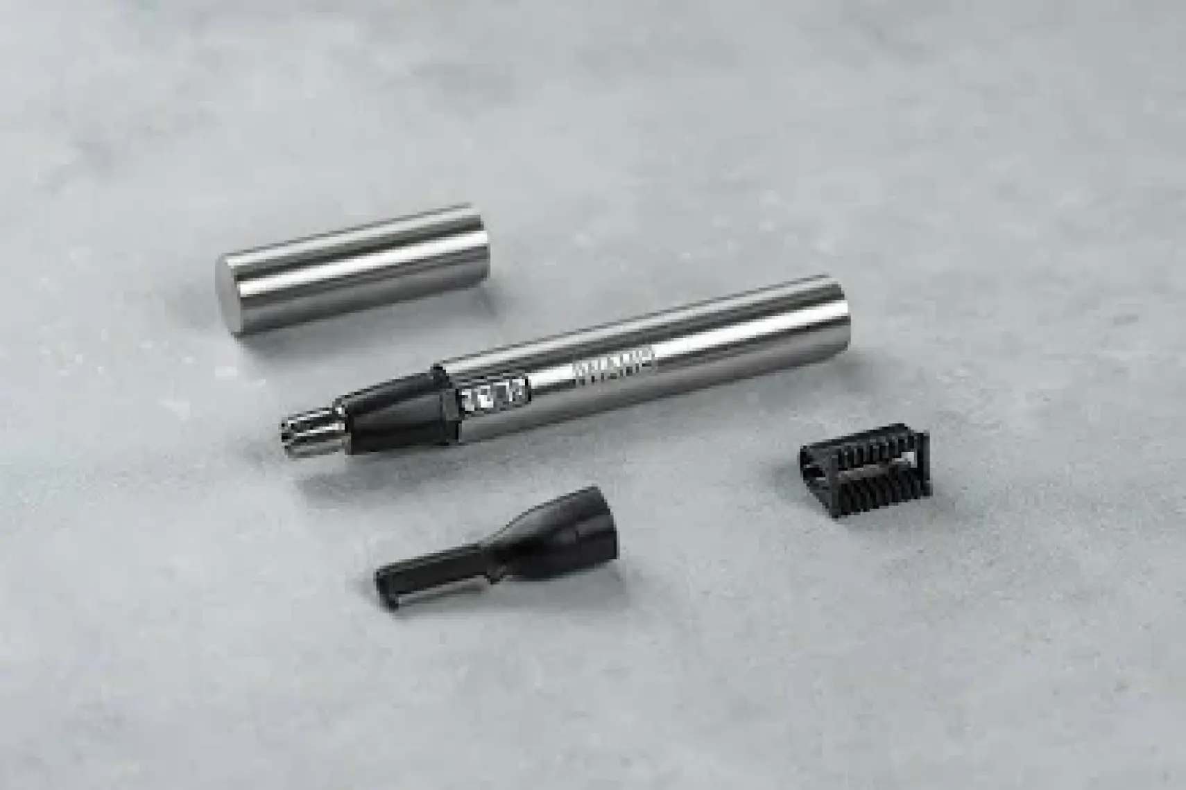 Wahl Micro Groomsman Burun, Kulak Tüyü Temizleme ve Kaş Şekillendirme Makinesi 2'si 1 arada