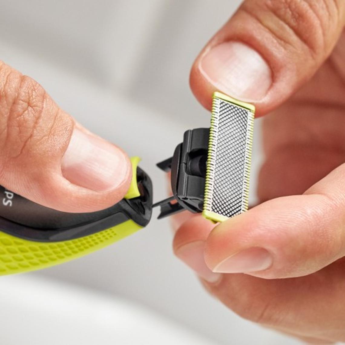 Philips OneBlade Şekillendirici Tıraş Makinesi (Yüz ve Vücut) - QP2620/20
