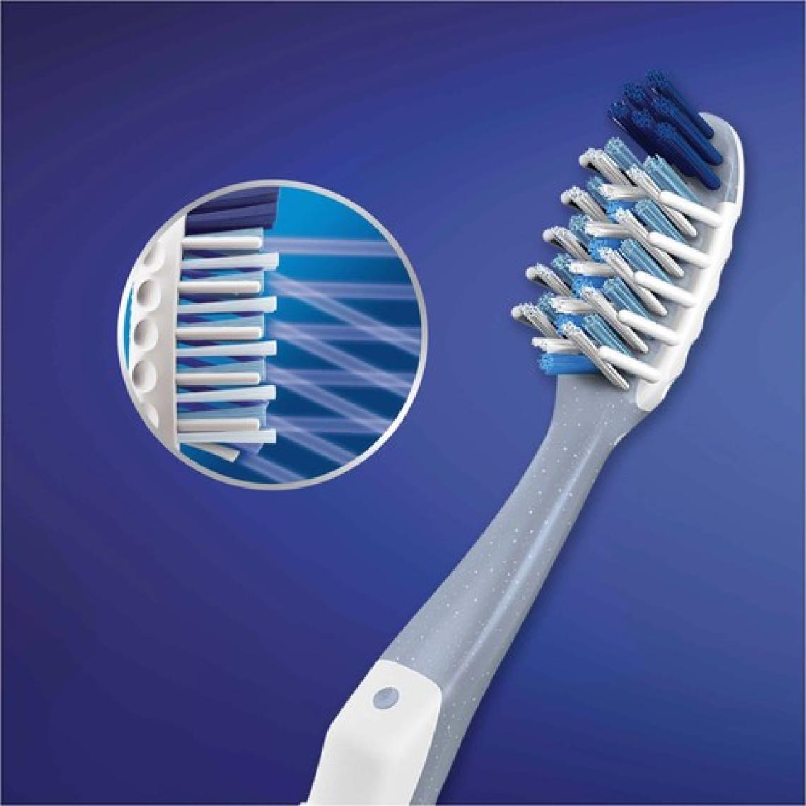 Oral-B Diş Fırçası Pro-Expert Komple 7 40 Orta 1 Alana 1 Bedava Paketi