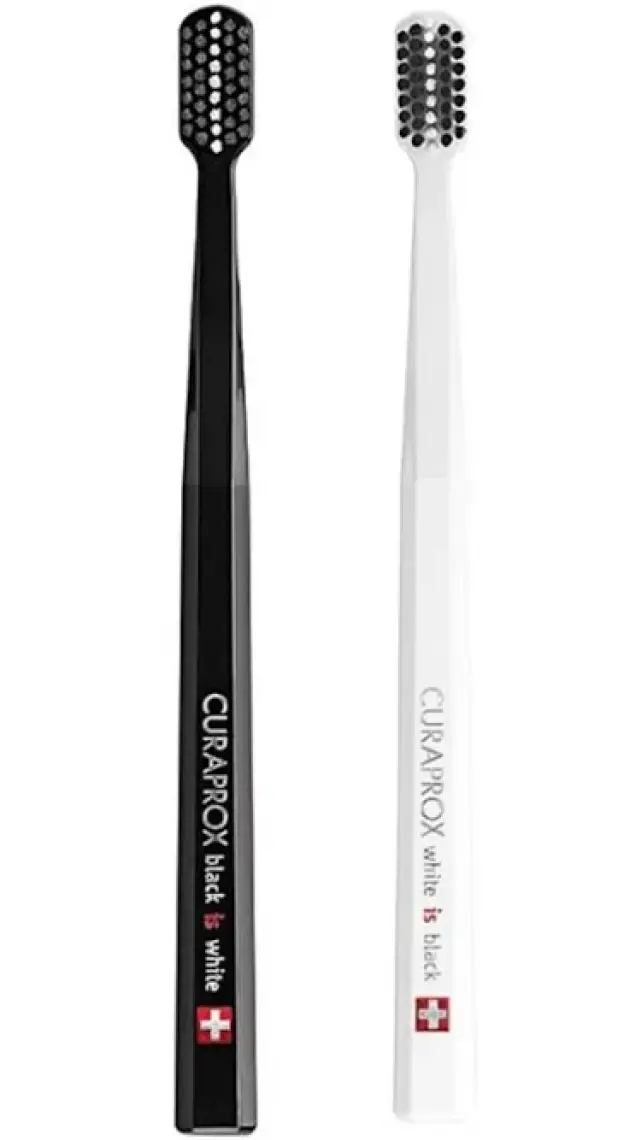 Curaprox 2 Li Diş Fırçası  Black & White Temalı Özel Seri