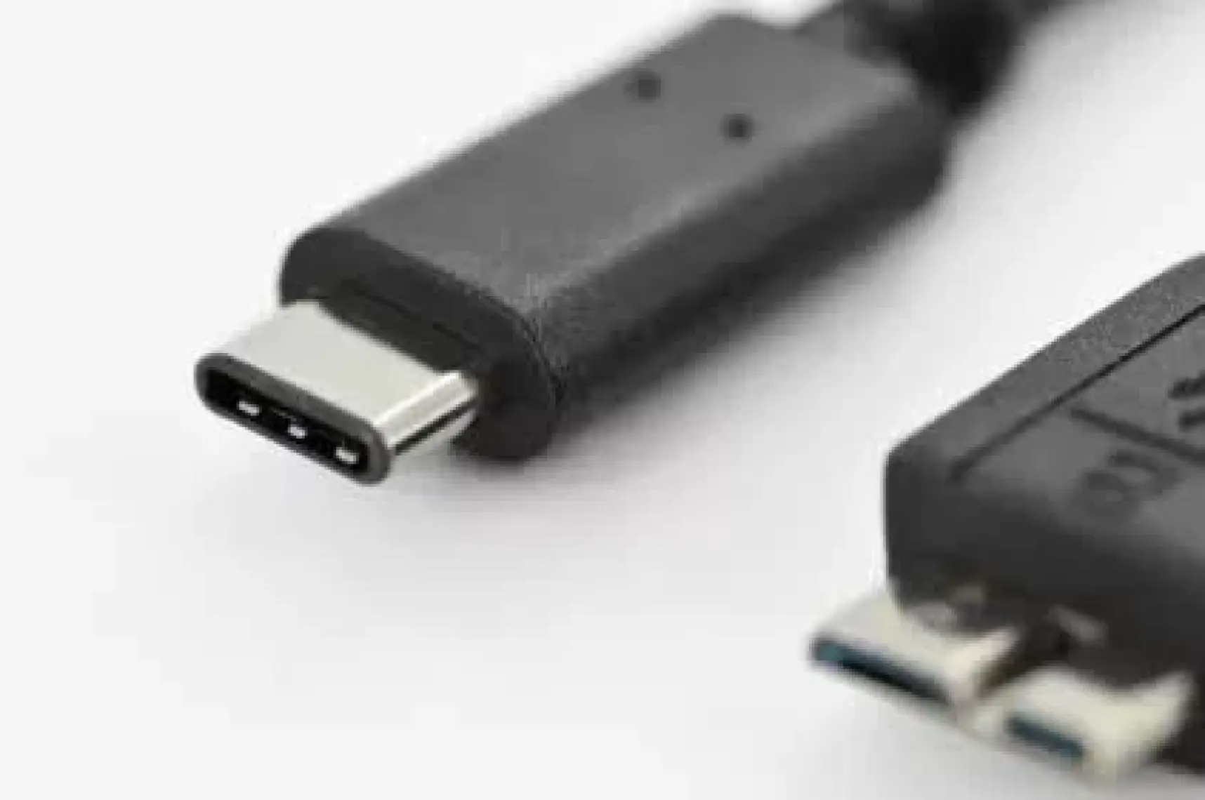 Usb Tip C Bağlantı Kablosu, Usb Tip C Erkek (Usb 3.1)  - Usb Micro B Erkek (Usb 3.0), 1 Metre, Awg 24/28, 2X Zırhlı, Ul, Nikel Kaplama, Siyah Renk
