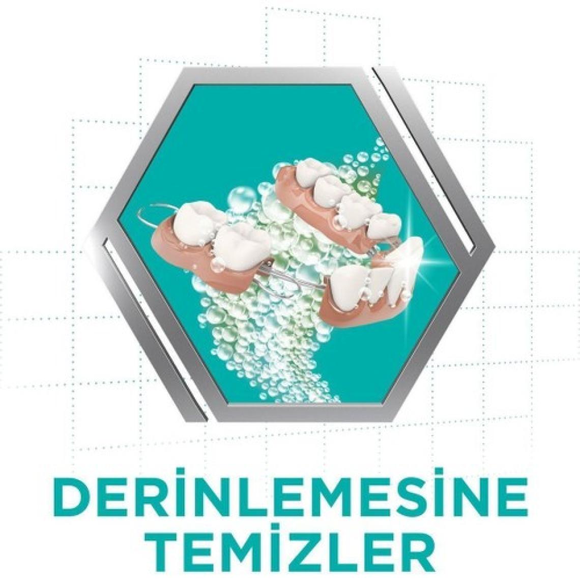 Corega Diş Protezi Temizleyici - Beyazlatıcı Etkisiyle, 30 Tablet, Antibakteriyel Formül