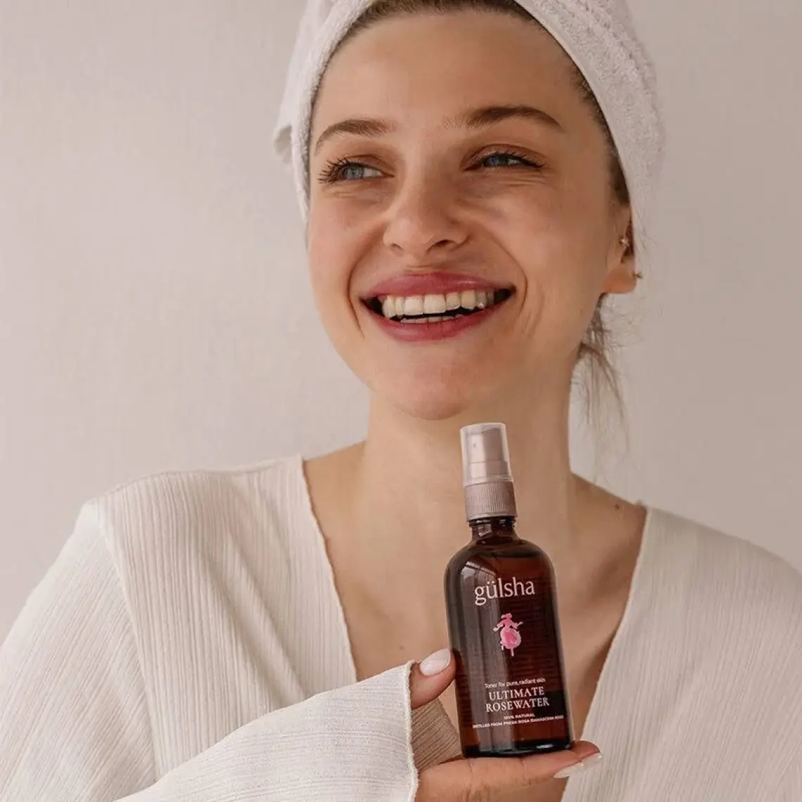 Gülsha Tam Gül Suyu - Tüm Cilt Tipleri için %100 Doğal İçerik, Cildi Nemlendirir ve Korur, 100 ml