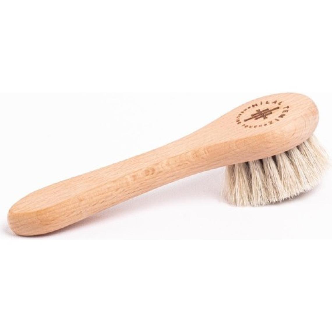 Hilal Temiz Healing Touch At Kılı Yüz Fırçası