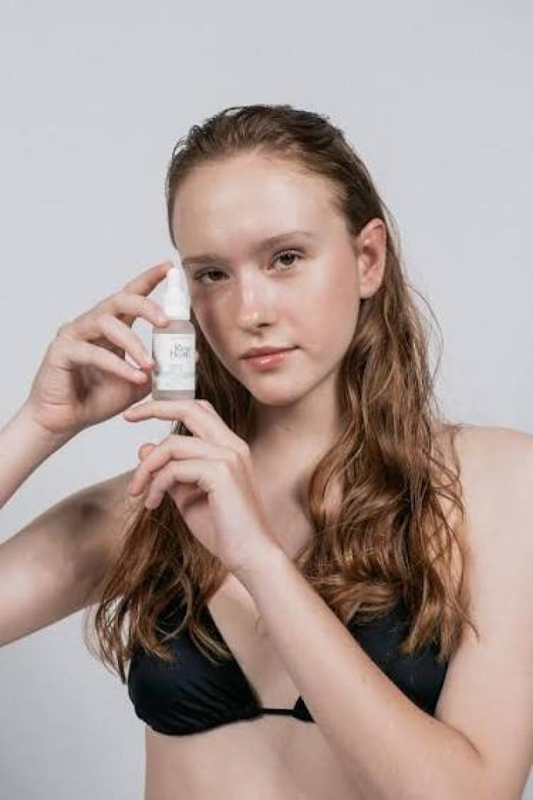 Rimu Health Products Lekeli ve Nemsiz Ciltler Için Cilt Tonu Eşitleyici Bakım Seti