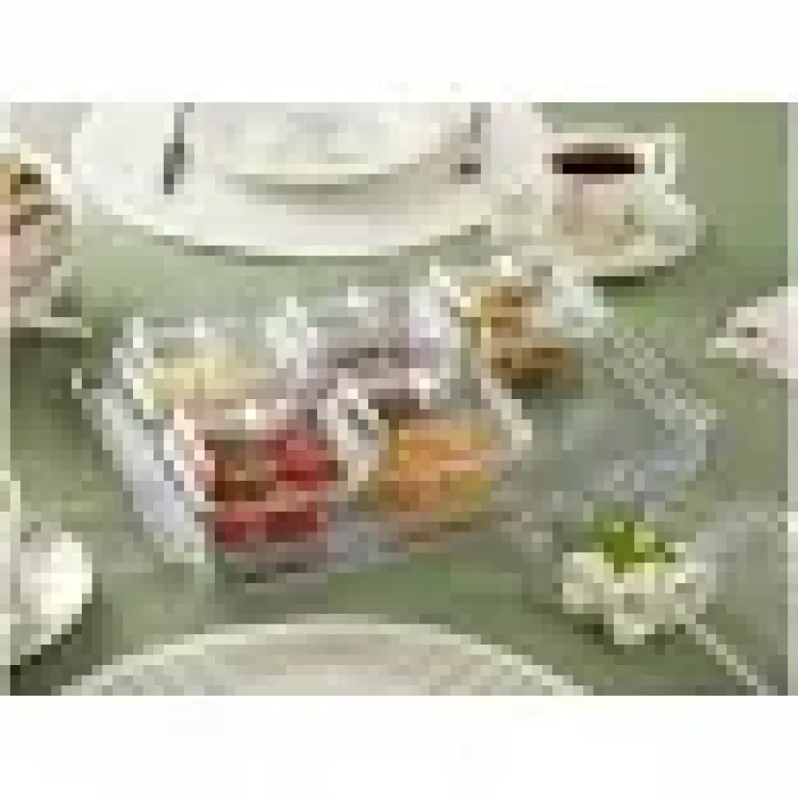 English Home Axel 35 cm 6 Bölmeli Akrilik Kahvaltılık - Dayanıklı ve Şeffaf Kapaklı Tasarım